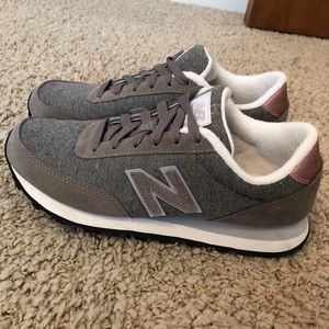 NEW BALANCE WOMENS SHOES